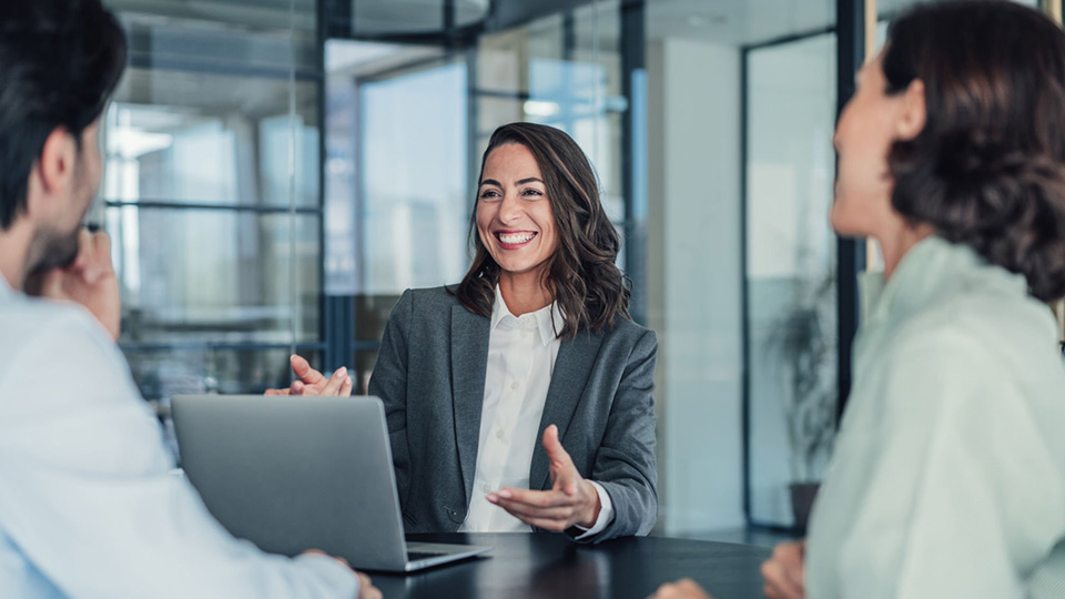 Dedikált banki szakértők: 